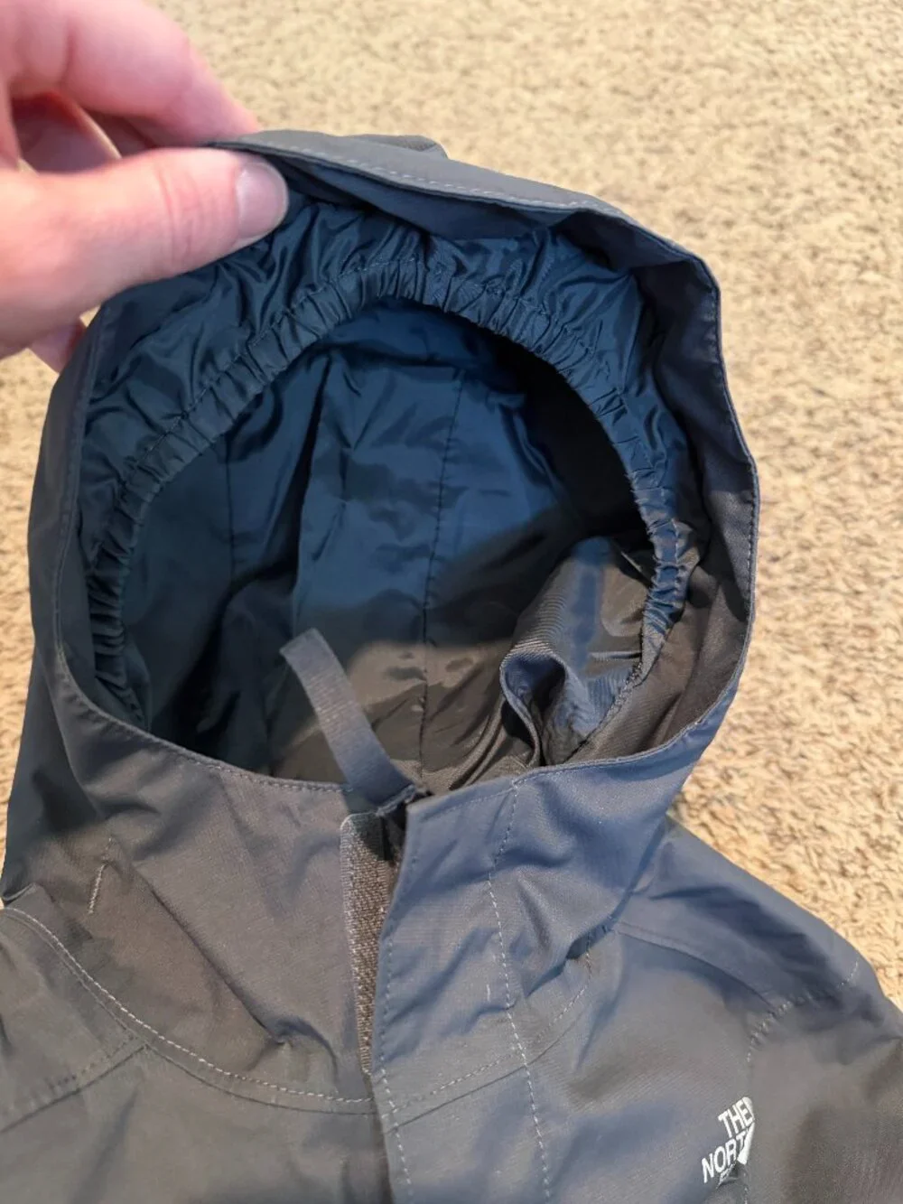 The North Face Boys Small Black Gray Rain Jacket Coat - Picture 3 of 11